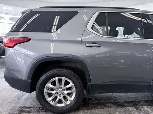 Used 2019 Chevrolet Traverse LT image 7