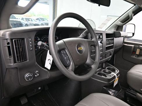 New 2025 Chevrolet Express 3500 Extended w/ Driver Convenience Package image 10