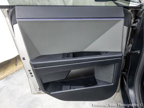 Used 2024 Tesla Cybertruck Cyberbeast image 38