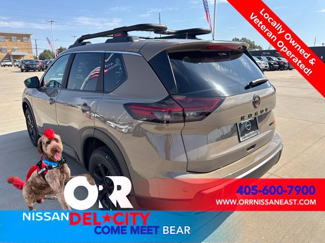 New 2026 Nissan Rogue SV AWD/4WD image 3