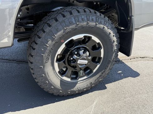 New 2025 Ford F250 Lariat w/ Lariat Ultimate Package image 28