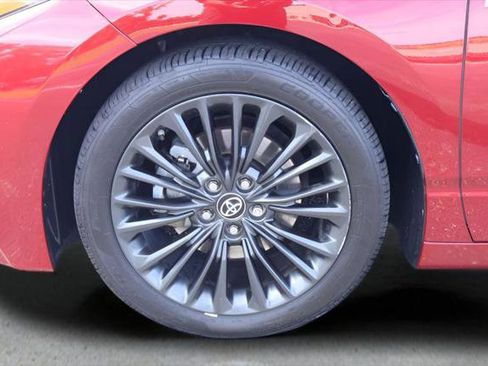 Certified 2019 Toyota Avalon XSE FWD image 25