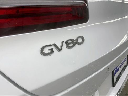 Used 2025 Genesis GV80 3.5T Prestige image 17