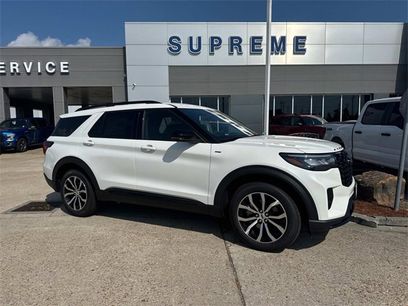 New 2025 Ford Explorer ST-Line w/ Premium Package
