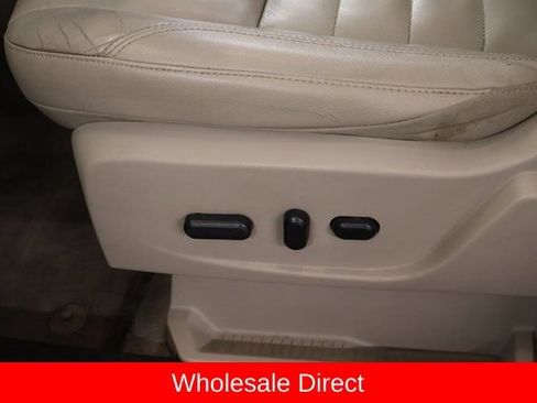Used 2015 Ford Escape Titanium w/ Equipment Group 301A AWD/4WD image 12