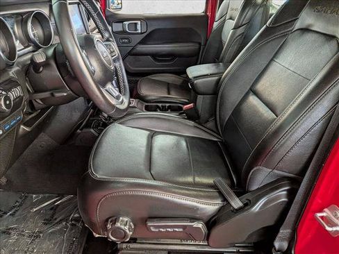 Used 2021 Jeep Wrangler Unlimited Sahara AWD/4WD image 22