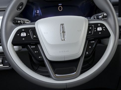 New 2026 Lincoln Aviator 2WD image 12