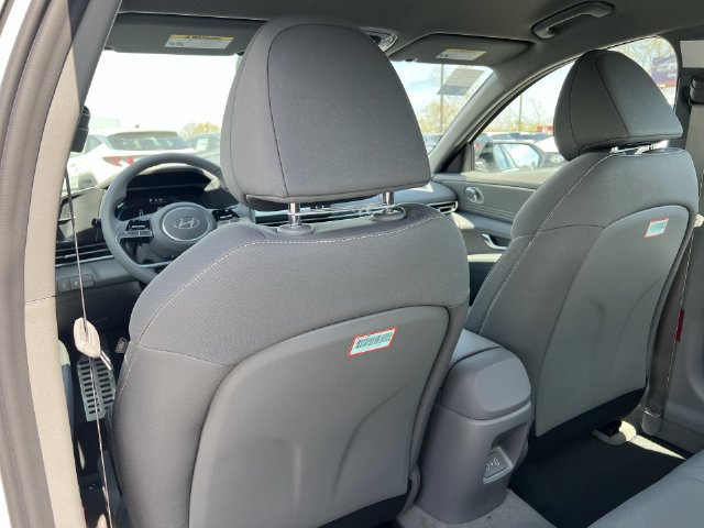 Used 2026 Hyundai Elantra Sport FWD image 25