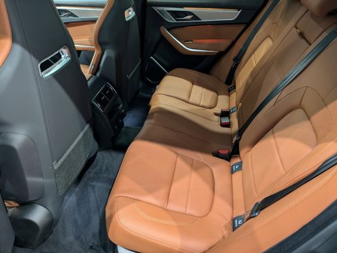 New 2026 Jaguar F-PACE R-Dynamic S image 11