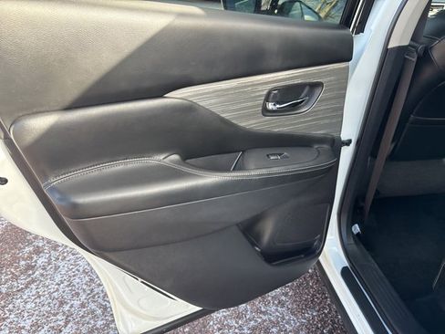 Used 2017 Nissan Murano Platinum w/ Platinum Technology Package image 25