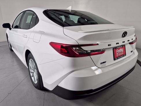 New 2026 Toyota Camry LE FWD image 3