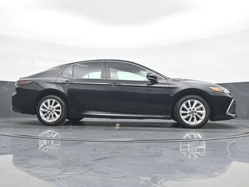 Used 2024 Toyota Camry LE w/ Convenience Package FWD image 22