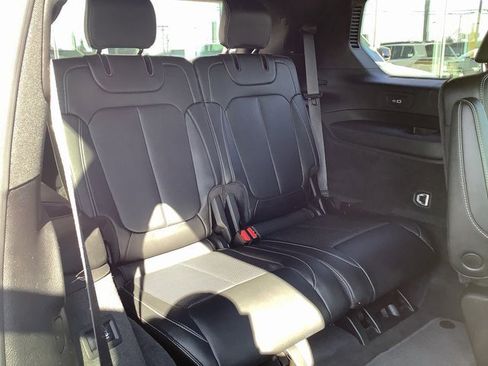 Used 2023 Jeep Grand Cherokee L Overland w/ Advanced Protech Group III image 40