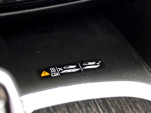 Used 2021 Buick Enclave Avenir w/ Avenir Technology Package image 17