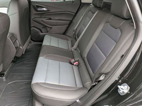 New 2026 Chevrolet Trax LT image 24