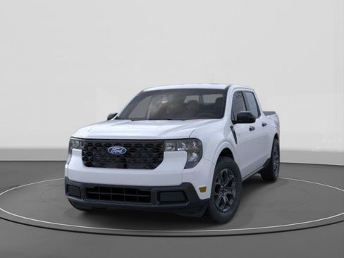 New 2026 Ford Maverick XLT w/ Equipment Group 301A AWD/4WD image 2