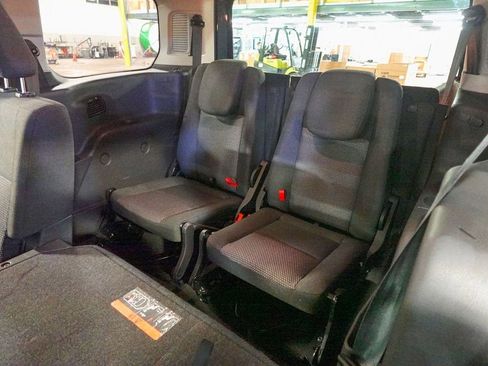 Used 2018 Ford Transit Connect XL image 22