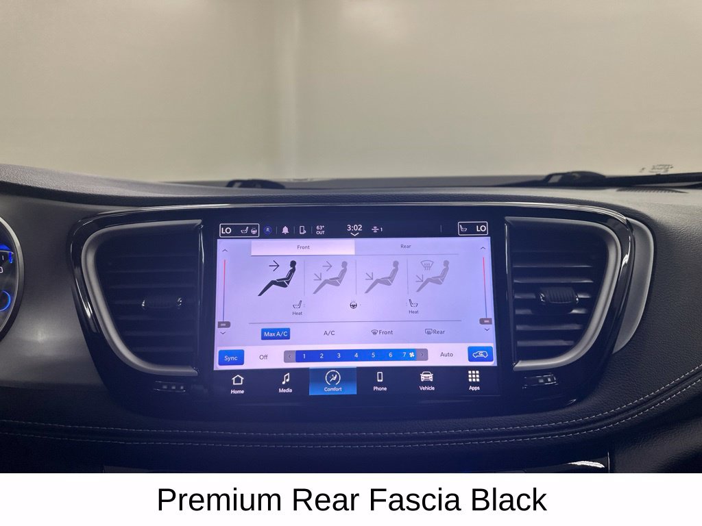 Used 2024 Chrysler Pacifica Touring-L w/ S Appearance Package AWD/4WD image 44