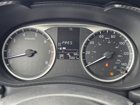 Used 2024 Nissan Versa S w/ Trunk Package FWD image 18