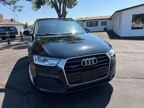 Used 2018 Audi Q3 2.0T Premium w/ Convenience Package AWD/4WD image 2