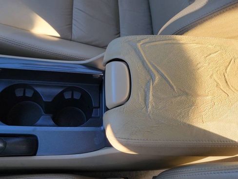 Used 2011 Honda Accord EX-L image 16