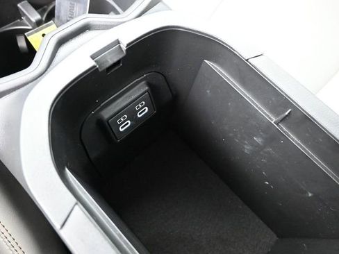 Certified 2024 Toyota RAV4 XLE Premium image 34