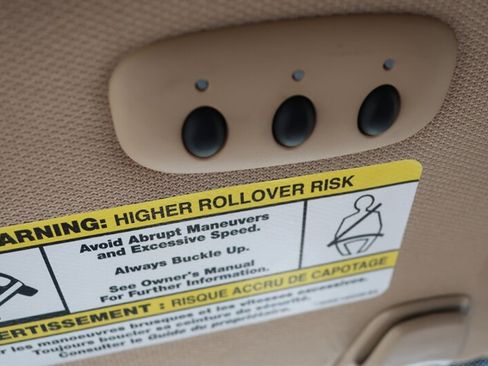 Used 2010 Ford F150 Lariat image 25