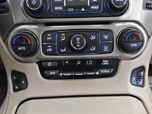 Used 2019 GMC Yukon XL Denali w/ Denali Ultimate Package image 26