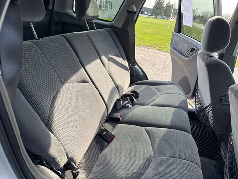 Used 2003 MAZDA Tribute LX image 27