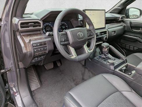 Certified 2026 Toyota Tacoma Limited AWD/4WD image 10