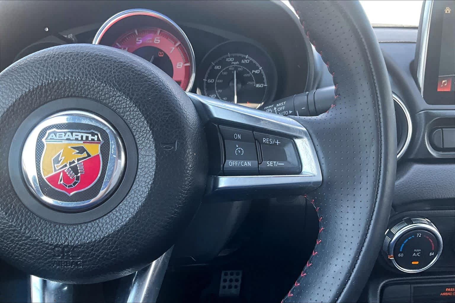 Used 2019 FIAT 124 Spider Abarth w/ Convenience Group RWD image 17