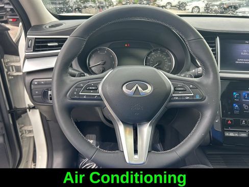 Used 2021 INFINITI QX50 Luxe FWD image 17