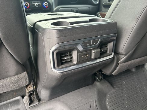 Used 2021 GMC Sierra 1500 SLT w/ SLT Convenience Package AWD/4WD image 31