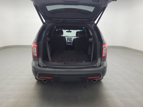 Used 2015 Ford Explorer XLT w/ Equipment Group 202A image 29