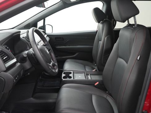 Used 2025 Honda Odyssey Sport-L image 17