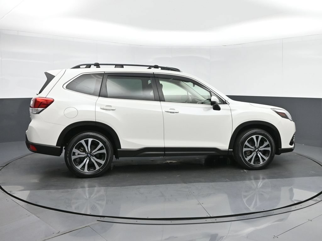 Used 2022 Subaru Forester Limited AWD/4WD image 8