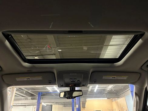 Used 2017 Chevrolet Silverado 1500 LTZ Z71 w/ Midnight Edition image 10