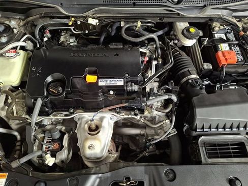 Used 2019 Honda Civic Sport image 28