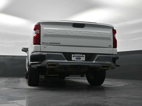 Used 2025 Chevrolet Silverado 1500 LT image 24