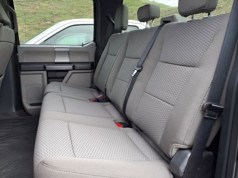 Used 2022 Ford F350 XLT w/ XLT Premium Package image 9