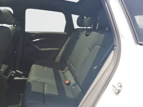 New 2027 Audi Q6 e-tron Premium Plus AWD/4WD image 13