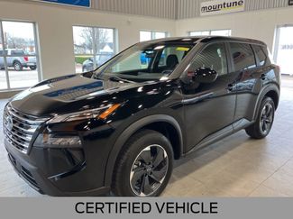 Used 2024 Nissan Rogue SV video 1