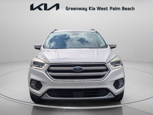 Used 2017 Ford Escape Titanium w/ Equipment Group 301A FWD image 3