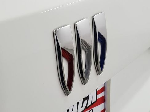 Used 2024 Buick Envision Preferred image 23