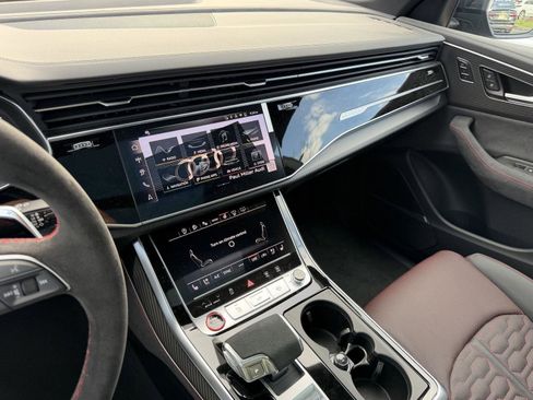 New 2026 Audi RS Q8 performance image 17