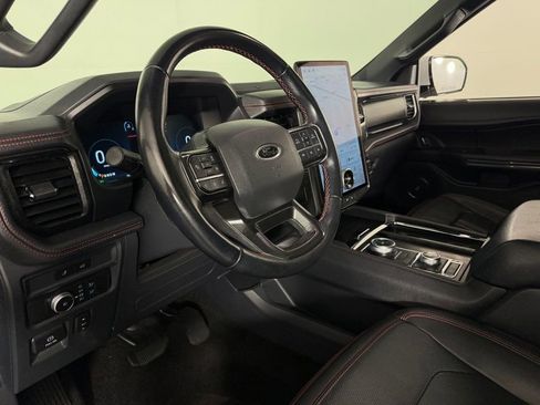 Used 2022 Ford Expedition Limited AWD/4WD image 22