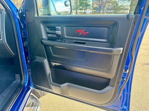 Used 2014 RAM 1500 Express image 10