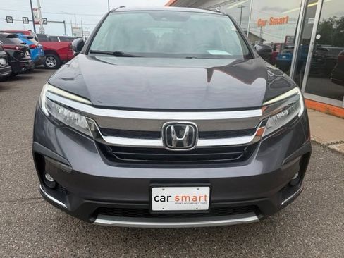 Used 2020 Honda Pilot Touring image 2