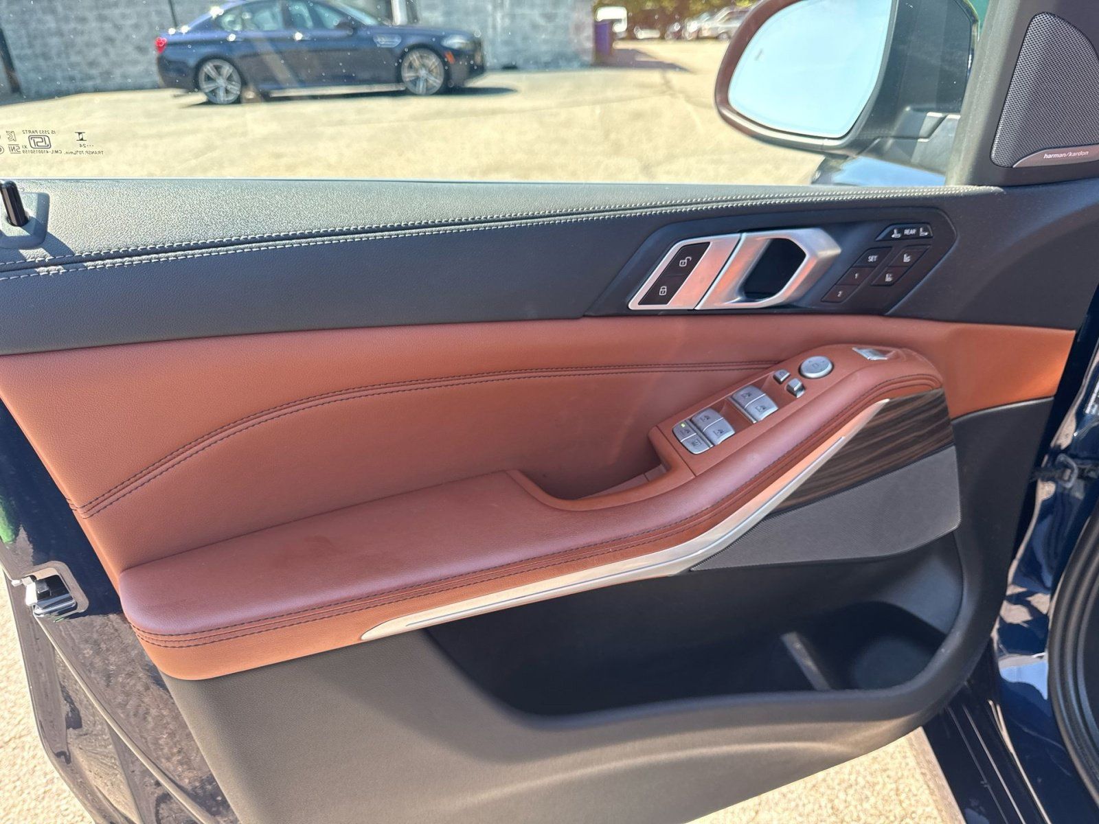Used 2025 BMW X7 xDrive40i w/ Executive Package AWD/4WD image 9