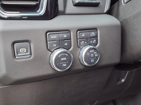 Used 2025 GMC Sierra 2500 Denali w/ Denali Reserve Package image 31